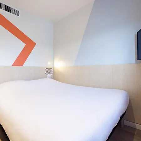 Ibis Budget מלון