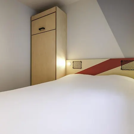 Ibis Budget Hotel 2*