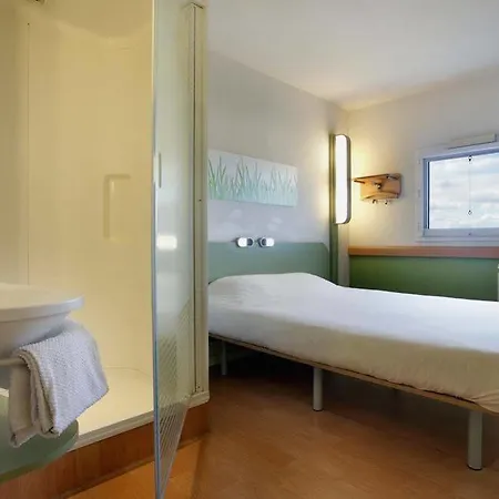 Ibis Budget 2* וילמומבל